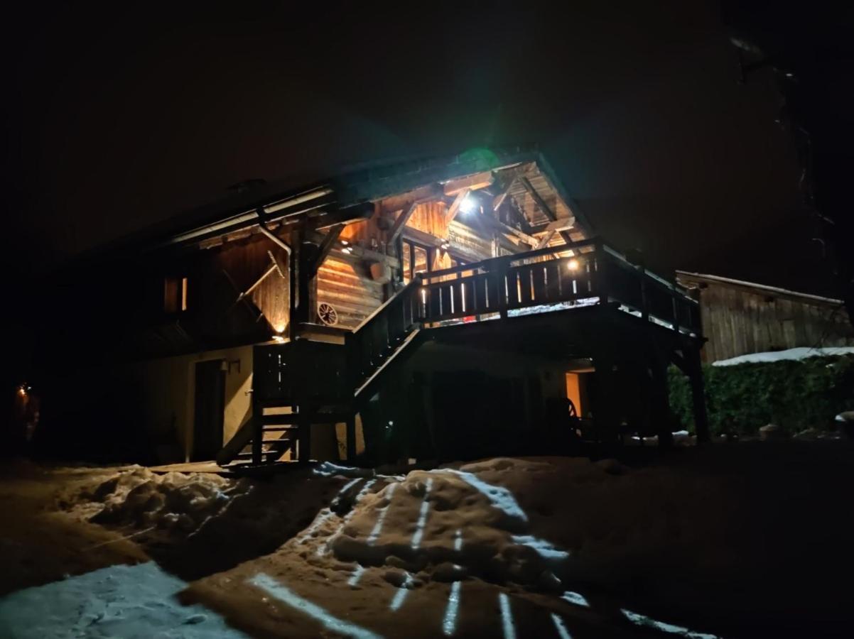 Magnifique Chalet Dans La Vallee De Chamonix Servoz Exterior foto